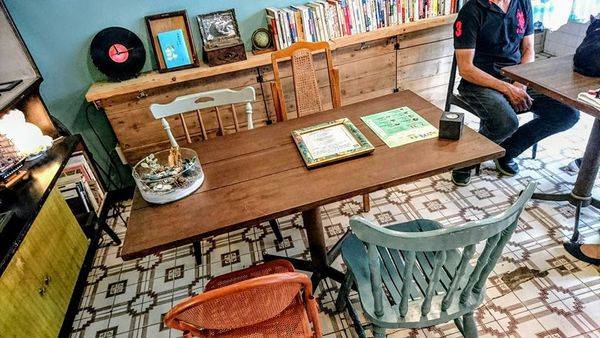 36327644_1933506686681011_5941033436545286144_n (1)