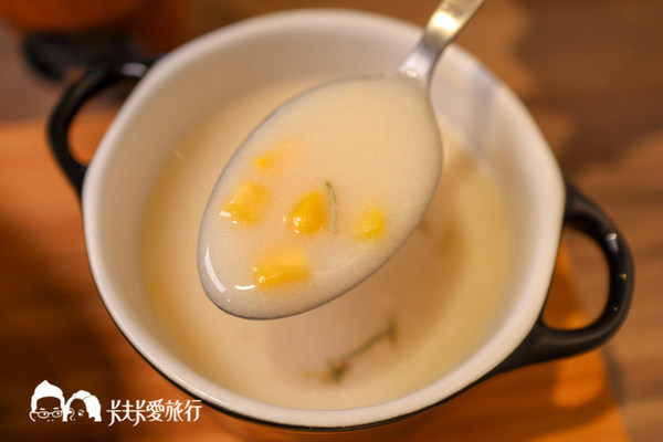 Homing Cafe：【羅東下午茶】Homing Cafe歸巢咖啡｜不只下午茶甜點還有美味燒肉飯和關東煮