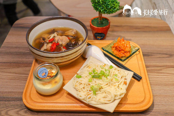 Homing Cafe：【羅東下午茶】Homing Cafe歸巢咖啡｜不只下午茶甜點還有美味燒肉飯和關東煮