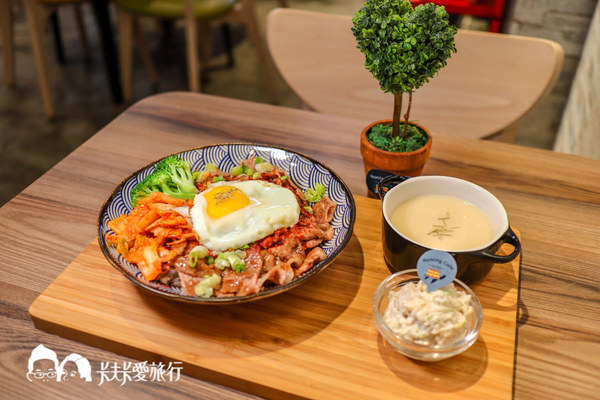 Homing Cafe：【羅東下午茶】Homing Cafe歸巢咖啡｜不只下午茶甜點還有美味燒肉飯和關東煮