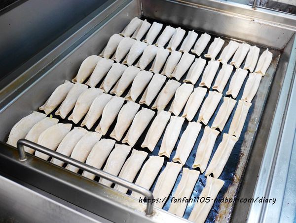 【板橋鍋貼】佳佳香鍋貼-板橋店 #佳佳香 #鍋貼 #板橋美食 #板橋小吃 #銅板美食 (3).JPG