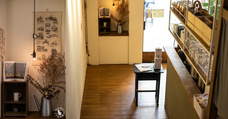 台中西區 ｜早午餐  harumarupan   春丸餐包製造所-街邊店－超過30款日式餐包滿足各種想吃甜／鹹的心-葷素可