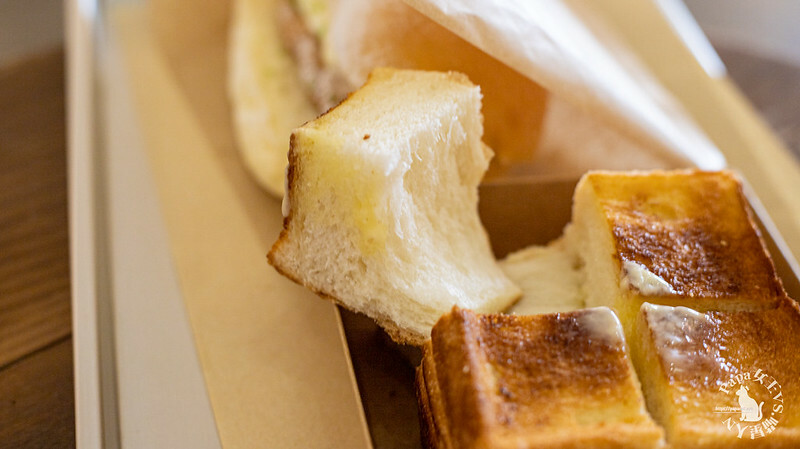 台中西區 ｜早午餐  harumarupan   春丸餐包製造所-街邊店－超過30款日式餐包滿足各種想吃甜／鹹的心-葷素可