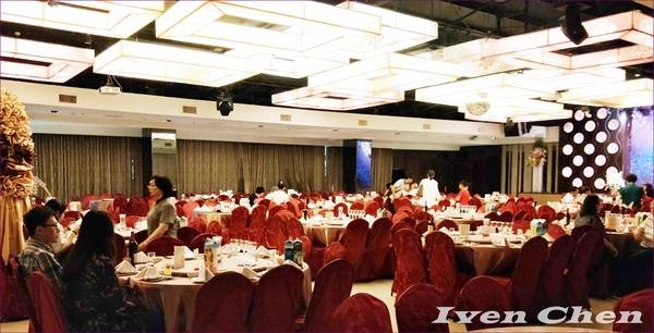 雅園新潮(總店)：《台中市婚宴餐廳》2018.06.24參加友人娶媳的婚宴在『雅園新潮旗鑑店-新潮廳』