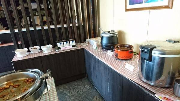 合歡山國家森林遊樂區-松雪樓:南投~合歡山國家森林遊樂區~松雪樓~白茫茫的雪景美不勝收~DIY動手作雪人~真是太有趣了~