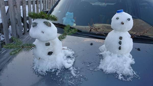 合歡山國家森林遊樂區-松雪樓:南投~合歡山國家森林遊樂區~松雪樓~白茫茫的雪景美不勝收~DIY動手作雪人~真是太有趣了~