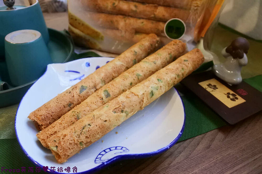 嘉義蛋捲【品香蛋捲】新品鳳凰捲肉鬆芝麻花生！香脆濃郁蛋捲一支支超唰嘴│嘉義後火車站│嘉義伴手禮 - Fresa芙芮莎♥莎旅憶食