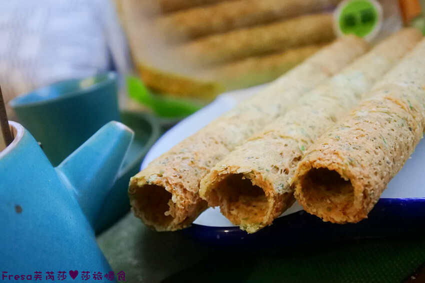 嘉義蛋捲【品香蛋捲】新品鳳凰捲肉鬆芝麻花生！香脆濃郁蛋捲一支支超唰嘴│嘉義後火車站│嘉義伴手禮 - Fresa芙芮莎♥莎旅憶食