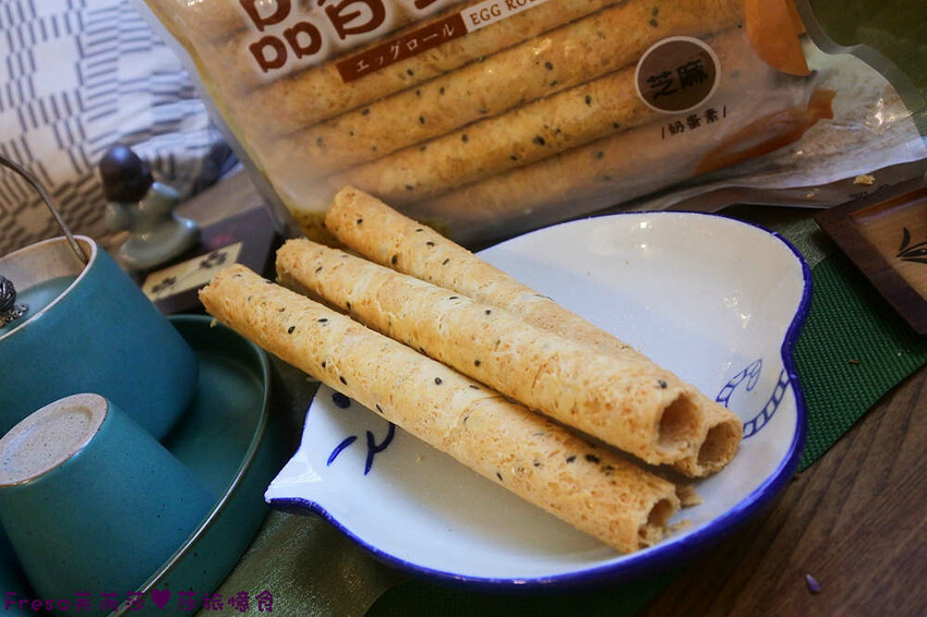 嘉義蛋捲【品香蛋捲】新品鳳凰捲肉鬆芝麻花生！香脆濃郁蛋捲一支支超唰嘴│嘉義後火車站│嘉義伴手禮 - Fresa芙芮莎♥莎旅憶食