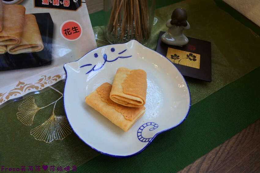 嘉義蛋捲【品香蛋捲】新品鳳凰捲肉鬆芝麻花生！香脆濃郁蛋捲一支支超唰嘴│嘉義後火車站│嘉義伴手禮 - Fresa芙芮莎♥莎旅憶食