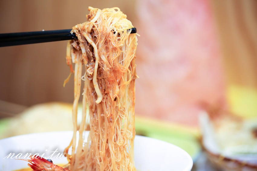 MAMAK檔星馬料理中科店。JMall商場新開幕,正宗馬來西亞風味餐廳,大推咖哩海鮮叻沙麵,紅塔餅 - Nana愛旅行札記