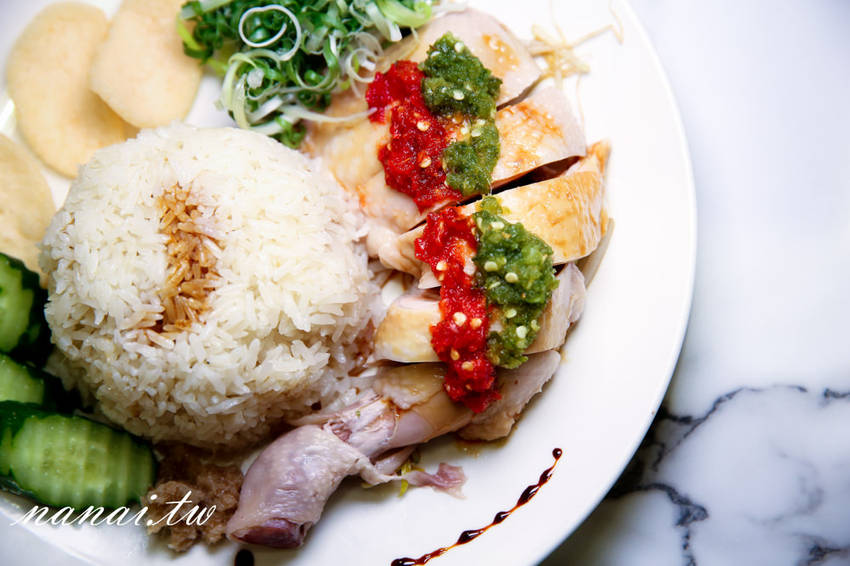 MAMAK檔星馬料理中科店。JMall商場新開幕,正宗馬來西亞風味餐廳,大推咖哩海鮮叻沙麵,紅塔餅 - Nana愛旅行札記