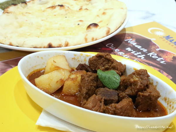 Mamak檔星馬料理(中科店)：台中美食│Mamak檔星馬料理-中科店〃JMALL新開張，IG熱門打卡點，正宗馬來西亞風味料理，激推塔餅～