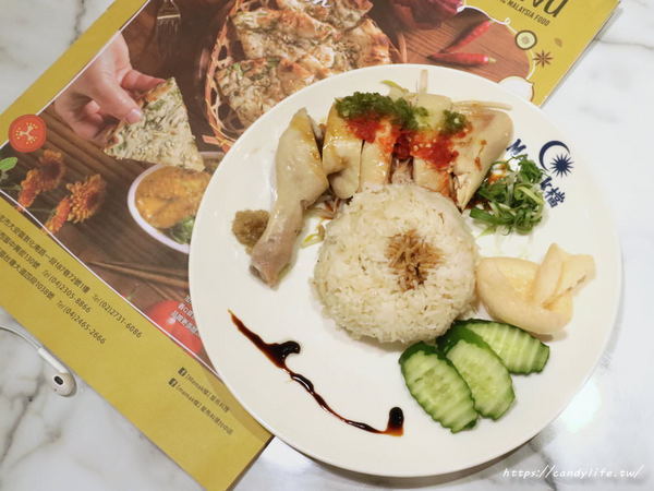 Mamak檔星馬料理(中科店)：台中美食│Mamak檔星馬料理-中科店〃JMALL新開張，IG熱門打卡點，正宗馬來西亞風味料理，激推塔餅～