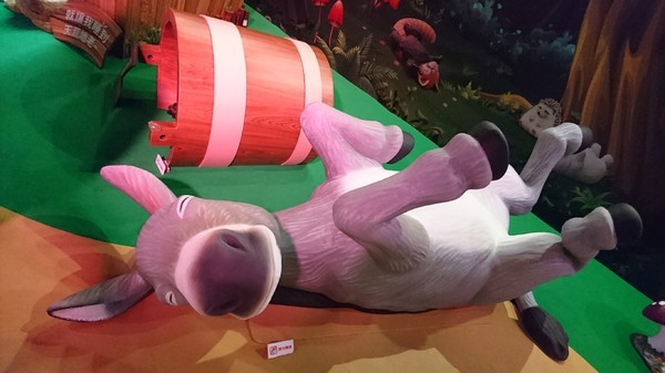 扭蛋星球特展(高雄場):高雄駁二特區~扭蛋星球~大型療癒戽斗動物們、搞笑太自由女神、巨型甜點、可怕水果殭屍~登陸了~北高同步~展期6/22-9/12