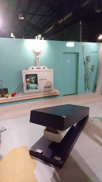 扭蛋星球特展(高雄場):高雄駁二特區~扭蛋星球~大型療癒戽斗動物們、搞笑太自由女神、巨型甜點、可怕水果殭屍~登陸了~北高同步~展期6/22-9/12