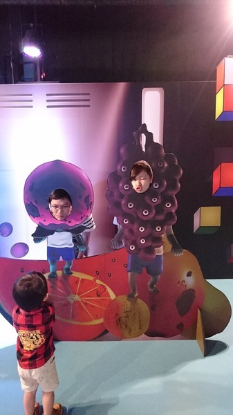 扭蛋星球特展(高雄場):高雄駁二特區~扭蛋星球~大型療癒戽斗動物們、搞笑太自由女神、巨型甜點、可怕水果殭屍~登陸了~北高同步~展期6/22-9/12