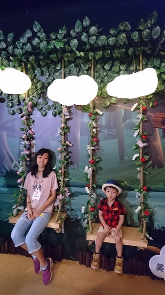 扭蛋星球特展(高雄場):高雄駁二特區~扭蛋星球~大型療癒戽斗動物們、搞笑太自由女神、巨型甜點、可怕水果殭屍~登陸了~北高同步~展期6/22-9/12