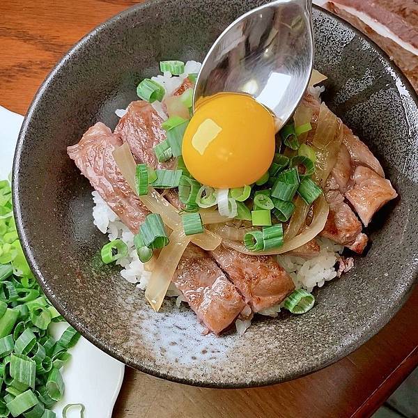 台北 中山區 大直 日和A5和牛專賣 月見牛丼 燒肉 牛排 料理 食譜27.JPG