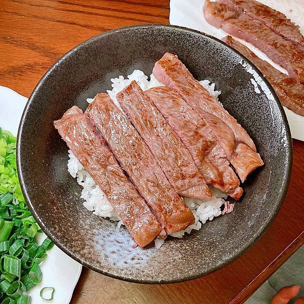 台北 中山區 大直 日和A5和牛專賣 月見牛丼 燒肉 牛排 料理 食譜26.JPG