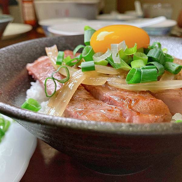 台北 中山區 大直 日和A5和牛專賣 月見牛丼 燒肉 牛排 料理 食譜30.JPG