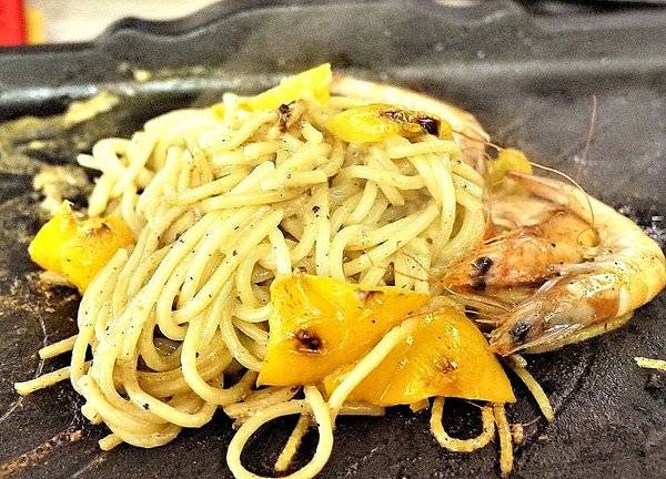 好奇太郎 創意自助鐵板燒:【板橋燒烤】好奇太郎 358元鐵板燒任你吃到飽.新北燒烤餐廳推薦