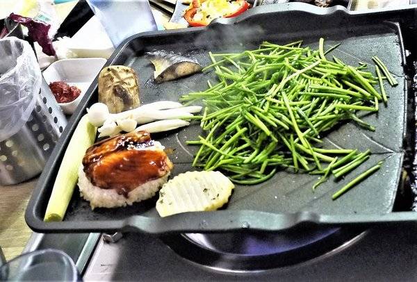 好奇太郎 創意自助鐵板燒:【板橋燒烤】好奇太郎 358元鐵板燒任你吃到飽.新北燒烤餐廳推薦