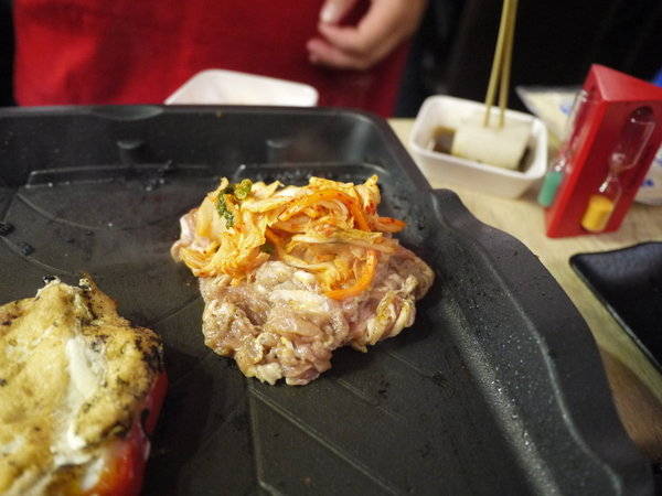 好奇太郎 創意自助鐵板燒:【板橋燒烤】好奇太郎 358元鐵板燒任你吃到飽.新北燒烤餐廳推薦