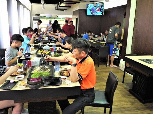 好奇太郎 創意自助鐵板燒:【板橋燒烤】好奇太郎 358元鐵板燒任你吃到飽.新北燒烤餐廳推薦 好奇太郎 創意自助鐵板燒:【板橋燒烤】好奇太郎 358元鐵板燒任你吃到飽.新北燒烤餐廳推薦