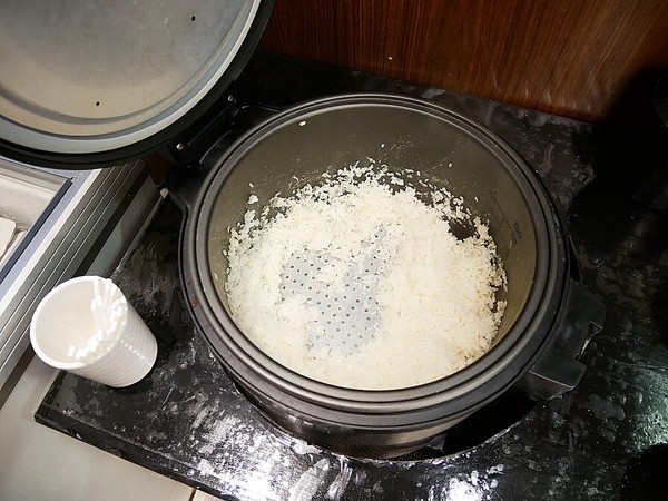 好奇太郎 創意自助鐵板燒：好奇太郎-新北江子翠創意自助鐵板燒  雞腿肉多種口味一次享用  無油更清爽  趕快發揮想像力  做出屬於自己的吃法吧