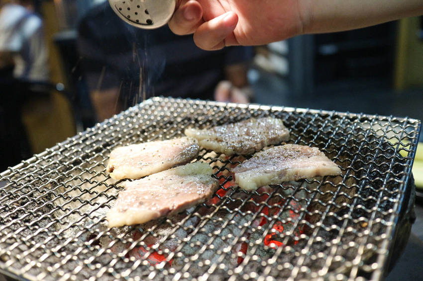 夯肉殿-炭火燒肉吃到飽 (85)