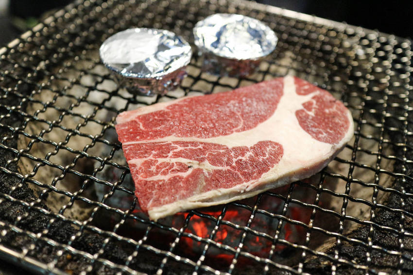 夯肉殿-炭火燒肉吃到飽 (113)