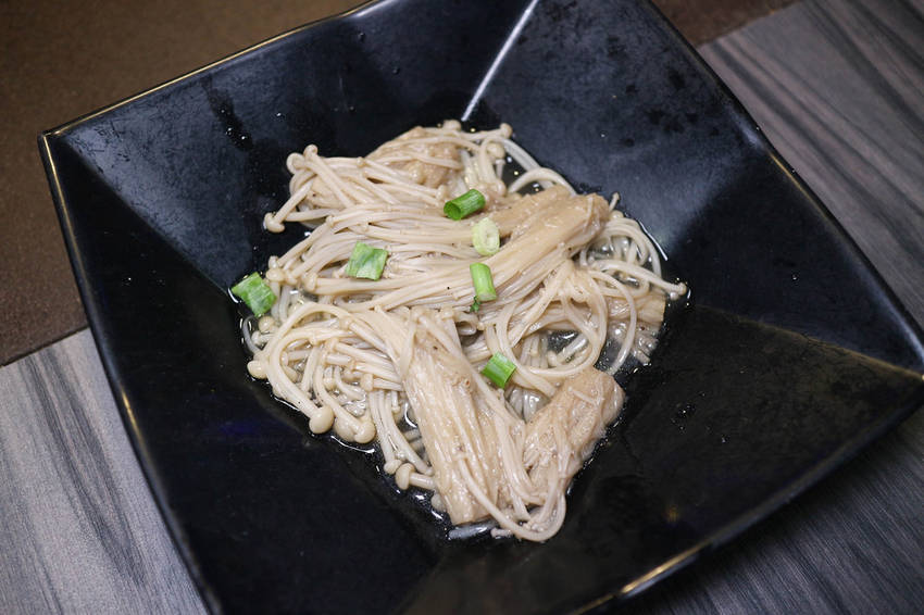 夯肉殿-炭火燒肉吃到飽 (37)