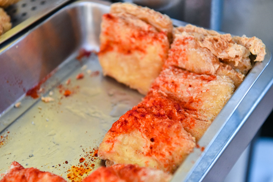 天慈素食忠勇店：台中南屯區美食-CP值超高的平價素食餐廳，滷味$5元起，必點招牌炒飯！