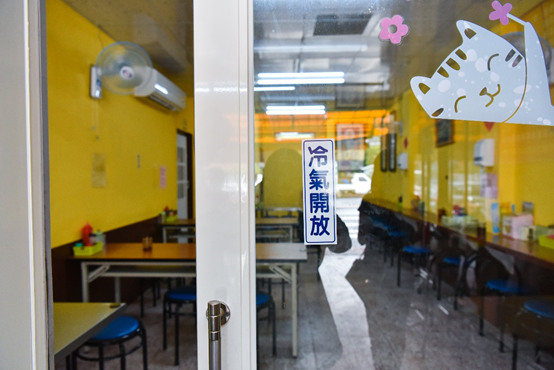 天慈素食忠勇店：台中南屯區美食-CP值超高的平價素食餐廳，滷味$5元起，必點招牌炒飯！