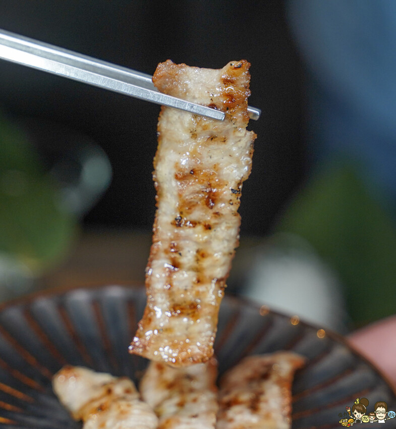 聚餐慶生約會最佳首選 癮燒燒肉，優質頂級肉質、氣氛佳、服務超貼心、高雄燒肉推薦 - 跟著尼力吃喝玩樂＆親子生活
