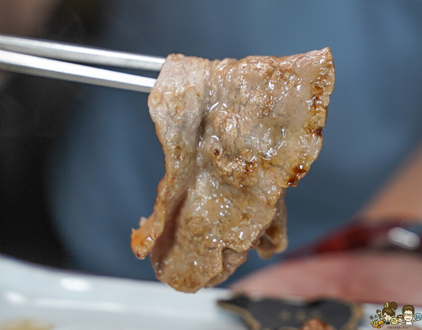 聚餐慶生約會最佳首選 癮燒燒肉，優質頂級肉質、氣氛佳、服務超貼心、高雄燒肉推薦 - 跟著尼力吃喝玩樂＆親子生活
