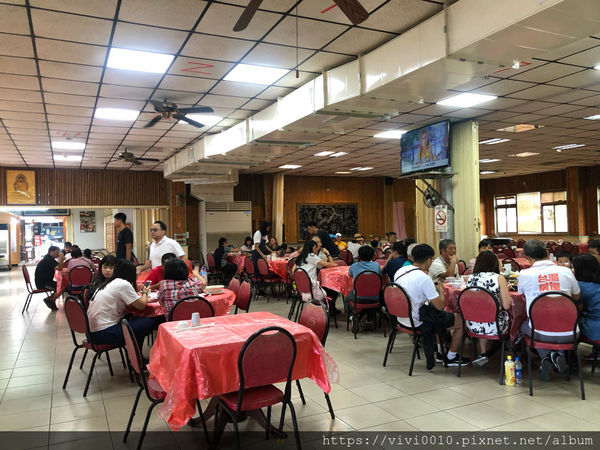 圓圓家愛吃貨-《宜蘭美食》三星福美田園餐廳，卜肉、糕渣特色美食好好吃，厲害的土雞肉也絕不能錯過