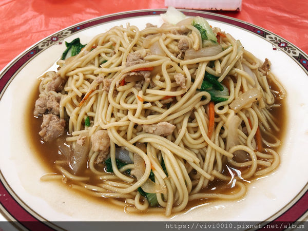 圓圓家愛吃貨-《宜蘭美食》三星福美田園餐廳，卜肉、糕渣特色美食好好吃，厲害的土雞肉也絕不能錯過