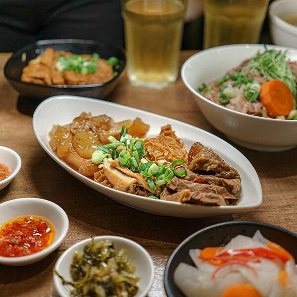 台北 大安區 紅燒 清燉 牛莊園牛肉麵 3.jpg