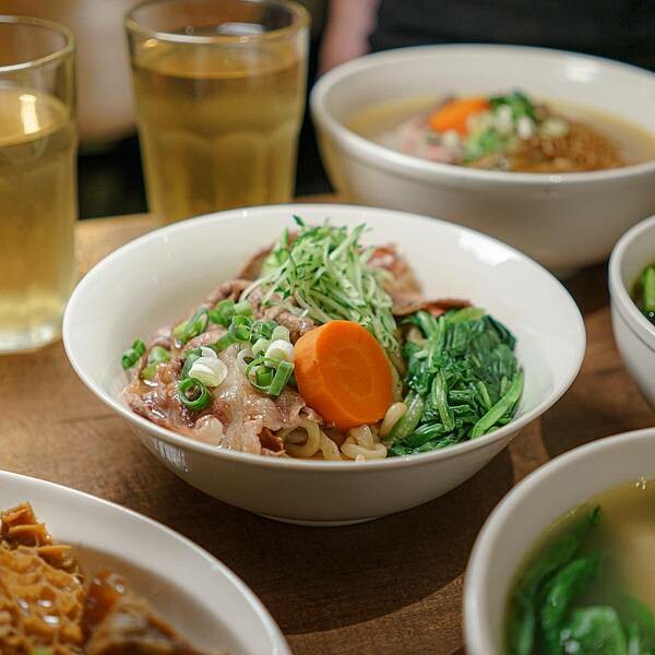 台北 大安區 紅燒 清燉 牛莊園牛肉麵 5.jpg