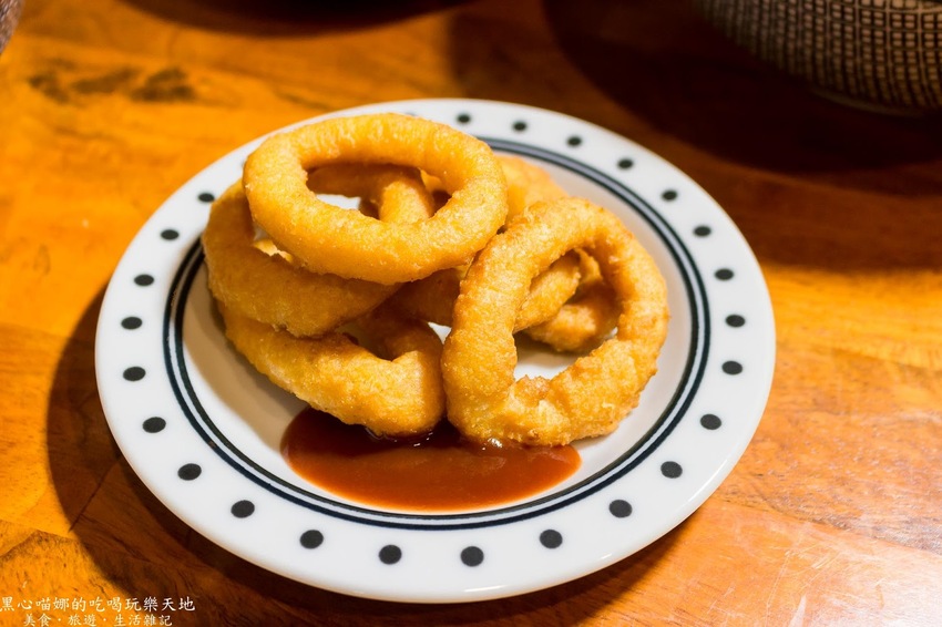 高雄新興︱鬼炊丼飯(文橫店) 新增香氣十足的燒肉丼,還多了4種口味拉麵,選擇性又更多啦!!(寵物友善餐廳)