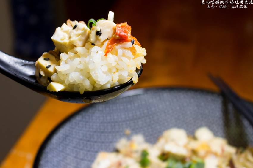 高雄前鎮︱鬼炊丼飯　高CP值的平價用心丼飯料理，加飯只要10元、還有免費味噌湯，就是要你飽到走不動！！（寵物友善餐廳）