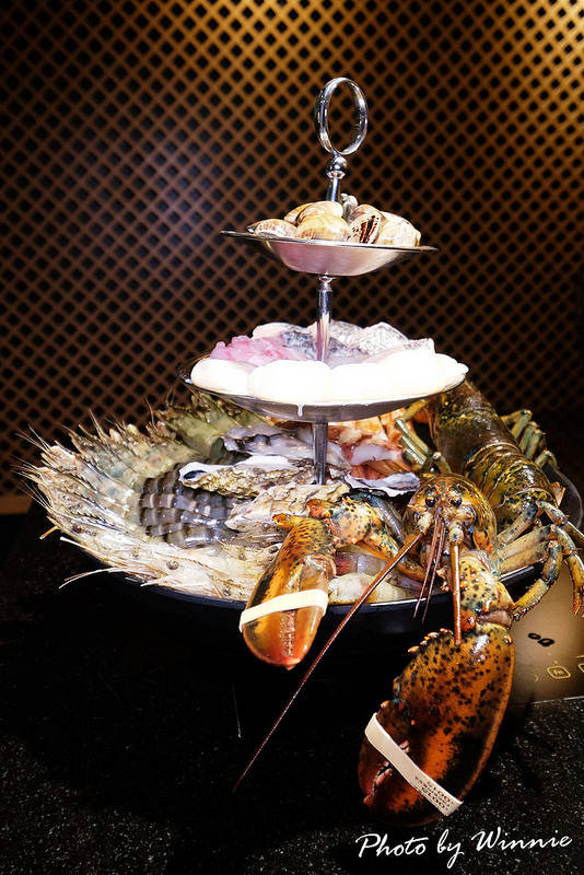 【台北美食】永春站 ▏御鮮殿頂級鍋物&琉璃燒,全國首創琉璃燒料理*鴛鴦鍋物搭配超痛風天王海鮮塔,一種套餐雙重饗宴