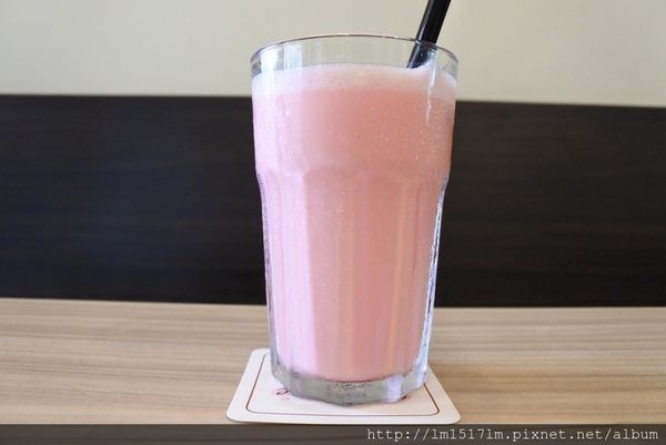 【台中北區】有手作蛋餅、燉飯、熱壓吐司、貓咪。來段悠閒的輕食早午餐時光吧~ (寵物友善餐廳)『双黄Envy Day』