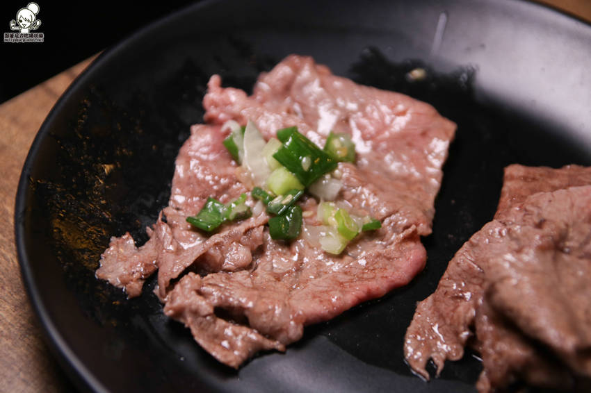 一次享受火烤兩吃高級食材,聞香下駒 - 天然鍋物/冷藏高級肉專門 - 跟著尼力吃喝玩樂&親子生活