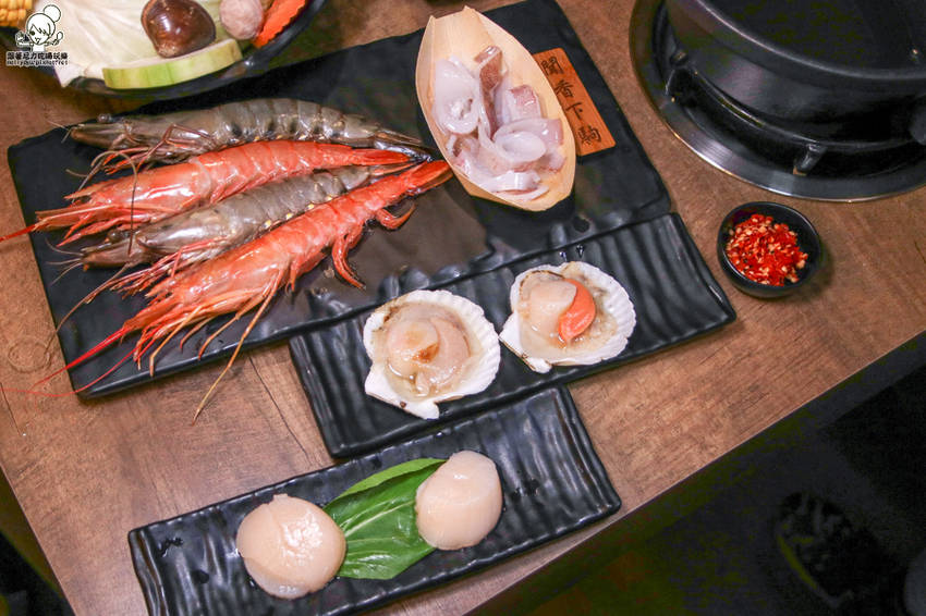 一次享受火烤兩吃高級食材,聞香下駒 - 天然鍋物/冷藏高級肉專門 - 跟著尼力吃喝玩樂&親子生活