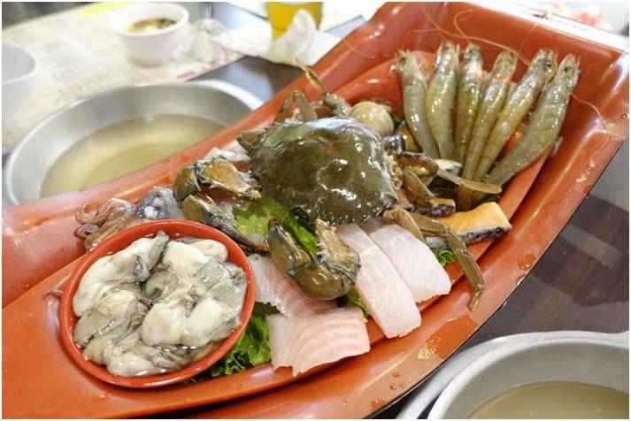 中和區火鍋----海鮮滿滿的極鱻涮涮屋