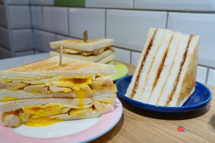 臨江夜市美食 明美碳烤吐司