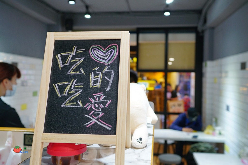 臨江夜市美食 明美碳烤吐司